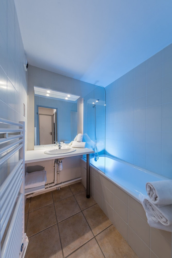 Bathroom 3, Vacanceole - Le Golf d Albret, Lot-et-Garonne
