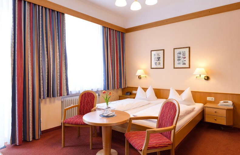 Bedroom 2, Bergfried & Schönblick, Berchtesgadener Land