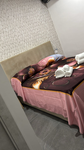 Others 4, B&B Fortyfive, Napoli