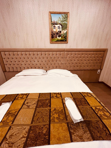 Bedroom 4, Lily Rooms, Beyoğlu