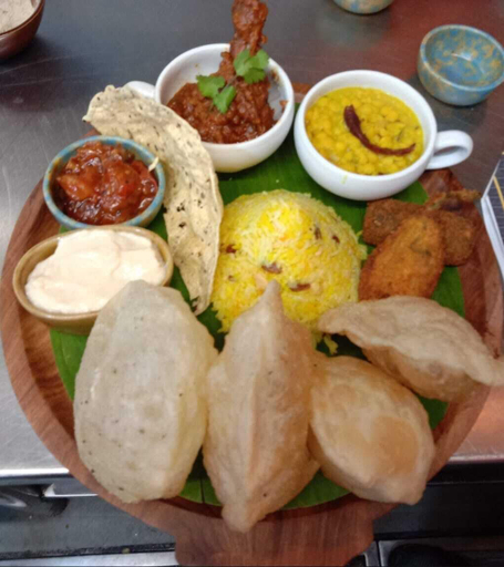 Food & Drinks, HOTEL ROYAL CROWNE, North 24 Parganas