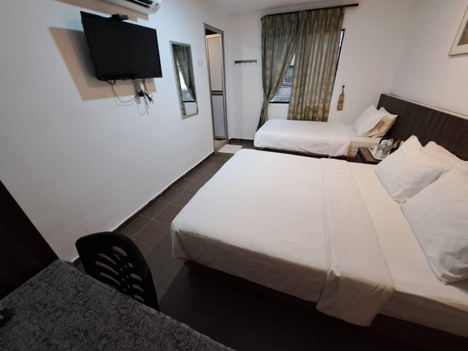 Bedroom 14