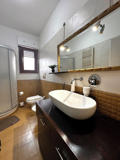 Bathroom 5, B&B Tre Ponti, Taranto