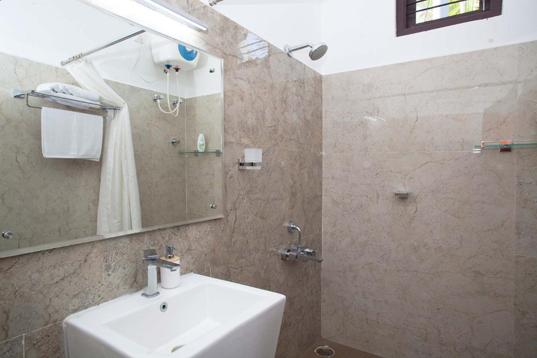 Bathroom 2, StayVista at Ivory Hill, Kodagu