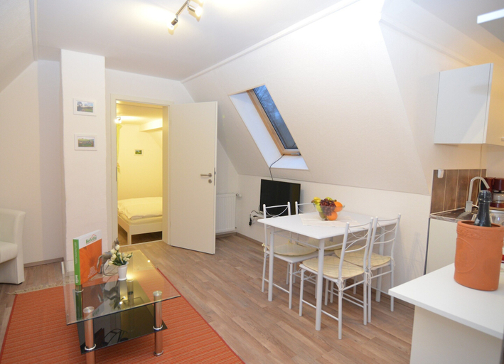 Dining 4, Apartment in Schmallenberg-oberkirchen With Terrace, Hochsauerlandkreis