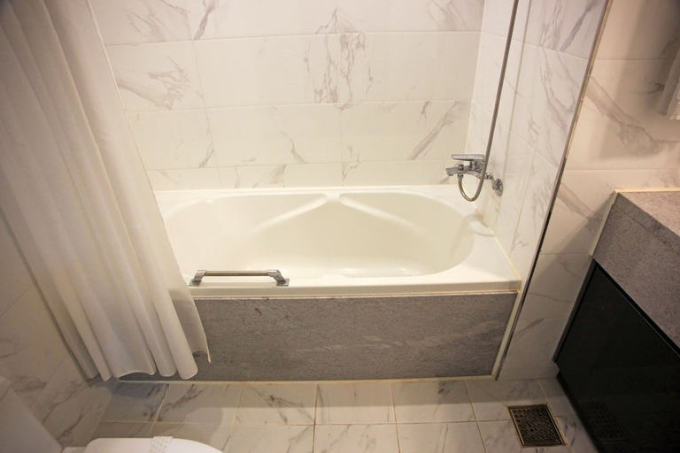Bathroom 5, Ramada by Wyndham Suanbo, Chungju