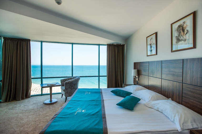 Bedroom 4, Marina Grand Beach Hotel, Varna