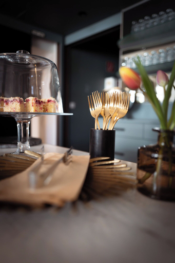 Food & Drinks 4, Das Esel - Kleinod in Rust, Rust
