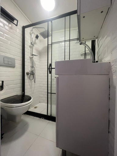 Bathroom 5, Taksim Cinar Suit, Beyoğlu