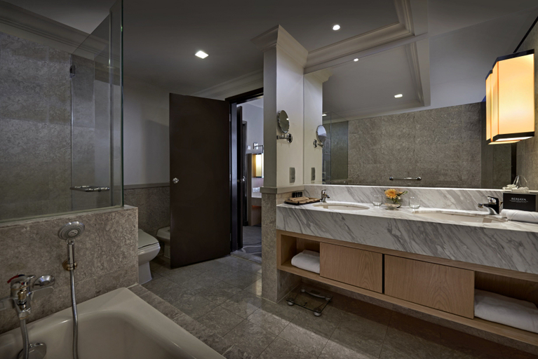 Berjaya Times Square Hotel Kuala Lumpur - Bathroom