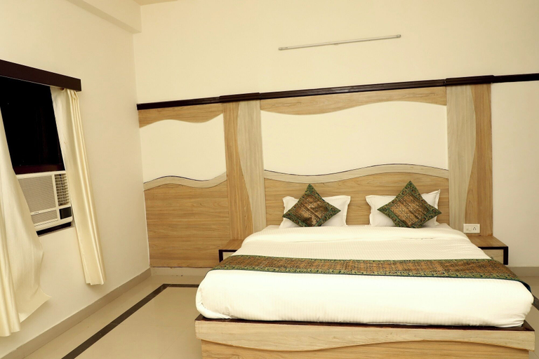 Bedroom 3, Hotel The Golden Bird, Agra