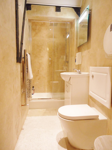 Bathroom 4, The Hour Glass Hotel, London