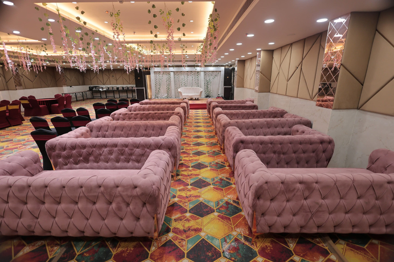 Business Facilities, SNJ TAJ GRAND HOTEL, Agra