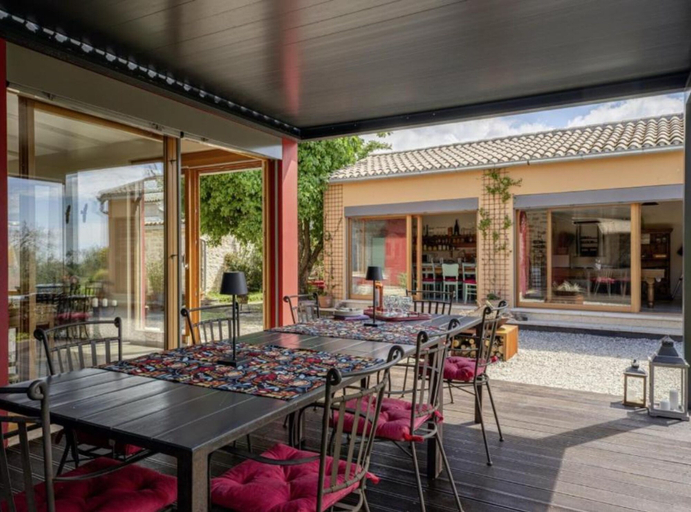Food & Drinks 5, Poolside Grand Retreat Villa, Tinjan