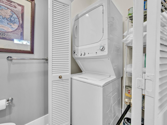 Bathroom 3, Blue Sky Bungalow 156, Walton