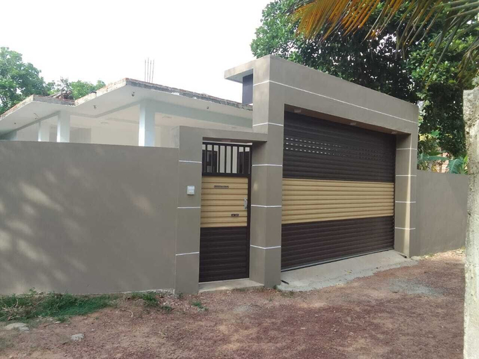 Exterior & Views 2, Bosadi Homestay, Katana