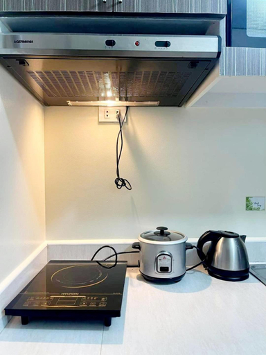Others 5, Staycation in Quezon City, Quezon City