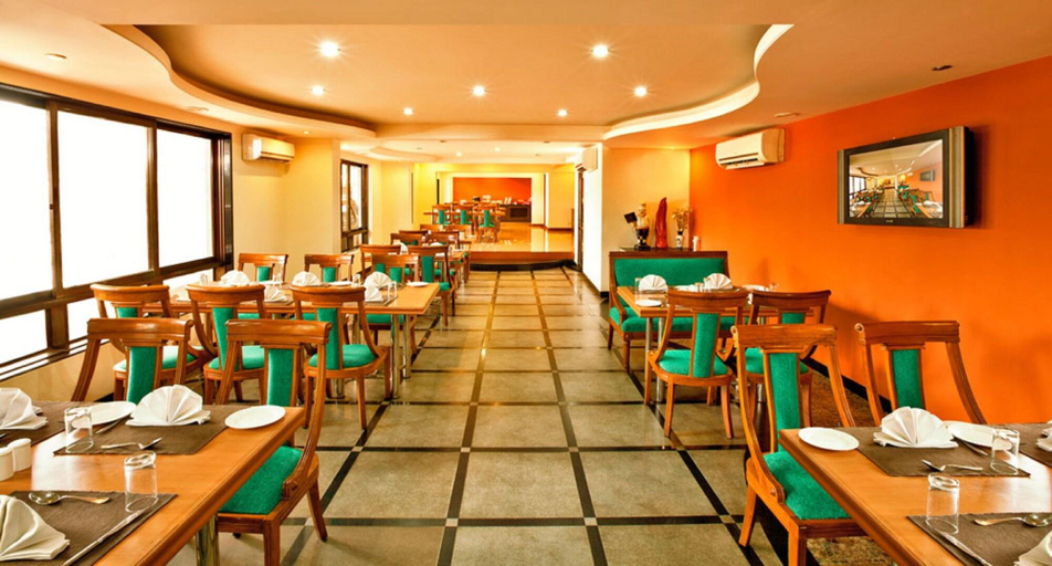 Restaurant 5, Sterling Lonavala, Pune