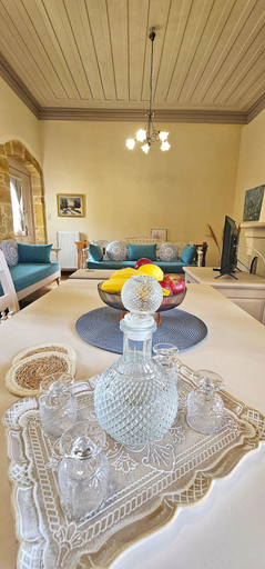 Room 2, Arhontiko Arhanes - Cretan Fairytale Gem With Pool, Crete
