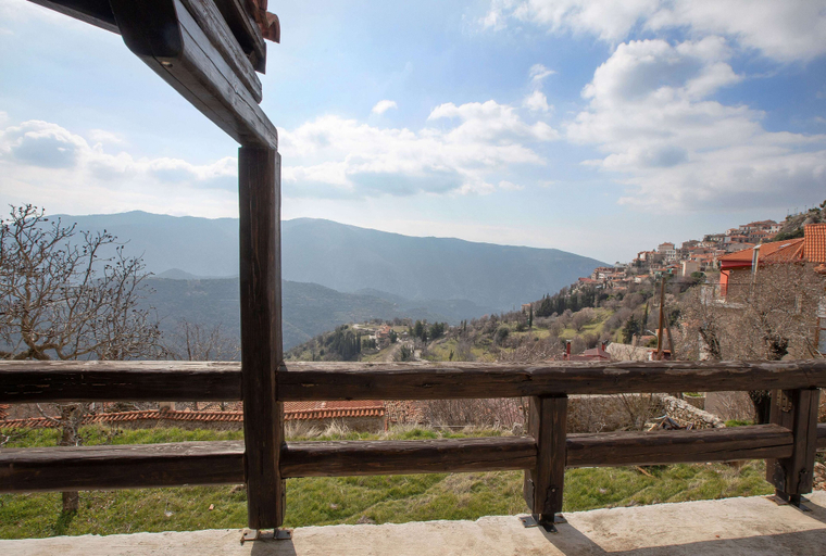 Others 3, Arachova Nest in the Village by GHH, Central Greece