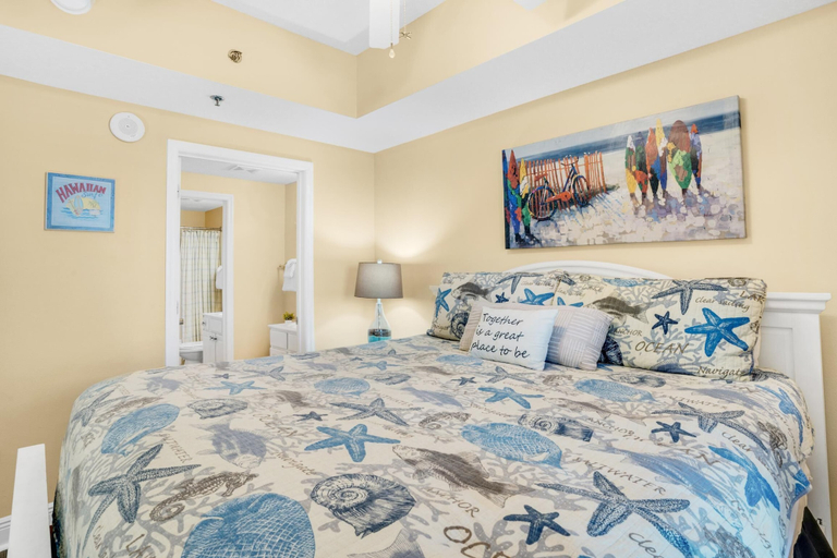 Bedroom, Ariel Dunes I 1706, Walton