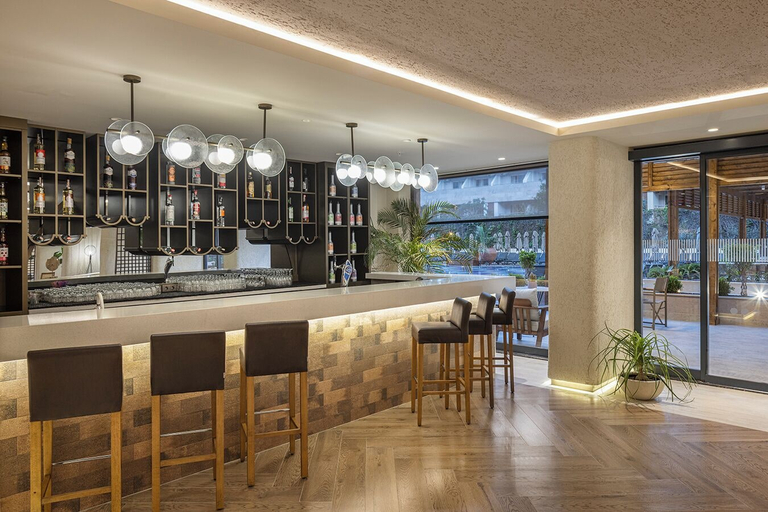 Food & Drinks 4, Kaia Coracesium, Alanya