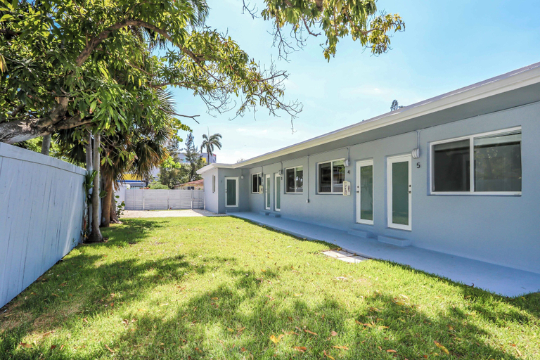 Exterior & Views 2, Mimo Bungalows By Renzzi, Miami-Dade