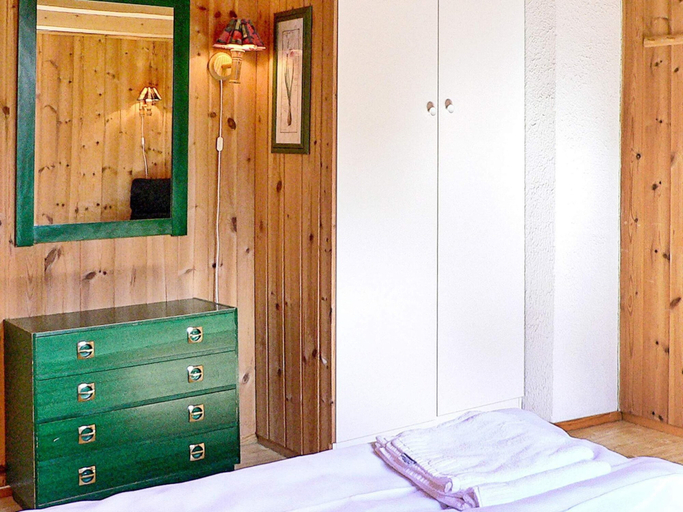 Bedroom 2, 4 Star Holiday Home in Sorbovag, Hyllestad