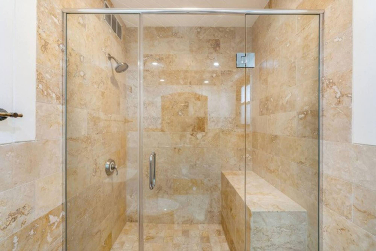 Bathroom 3, George Town Villas 118