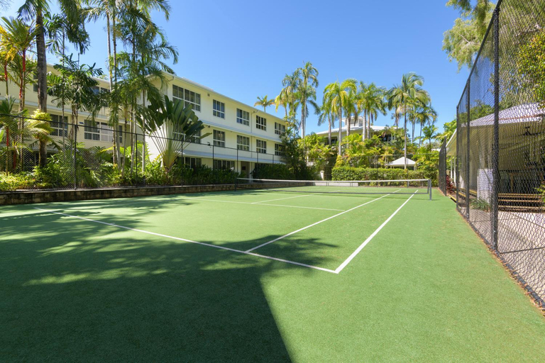 Tennis court, Mandalay Luxury Beachfront Apartments, Douglas