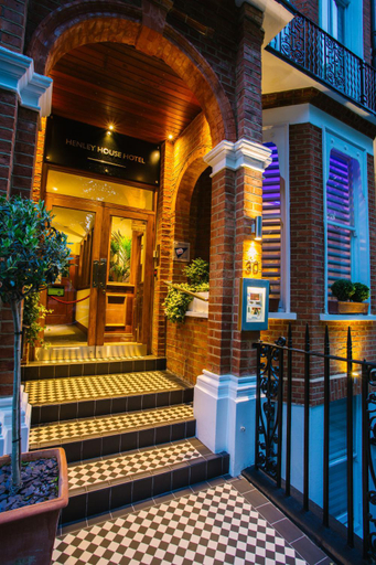 Exterior & Views 1, Henley House Hotel, London