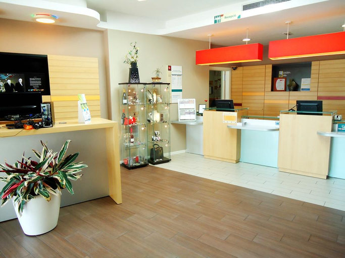 Public Area 3, ibis Girona Costa Brava, Girona