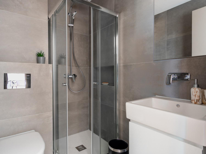 Bathroom 3, Armonta Residences by BeCyprus