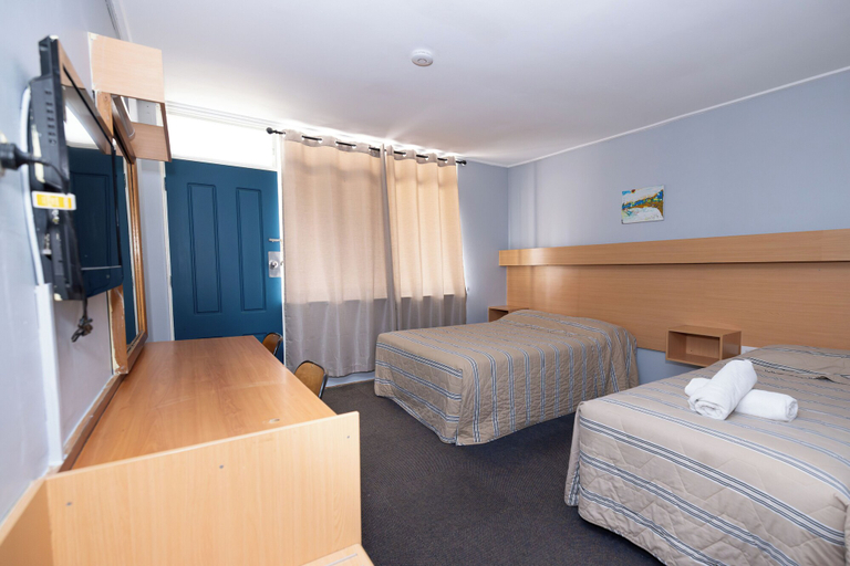 Bedroom 4, Windsor Heritage Motel, Hawkesbury
