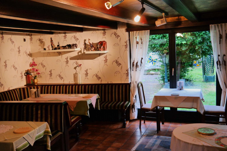 Food & Drinks, Am Hallenbad Hotel garni, Mettmann