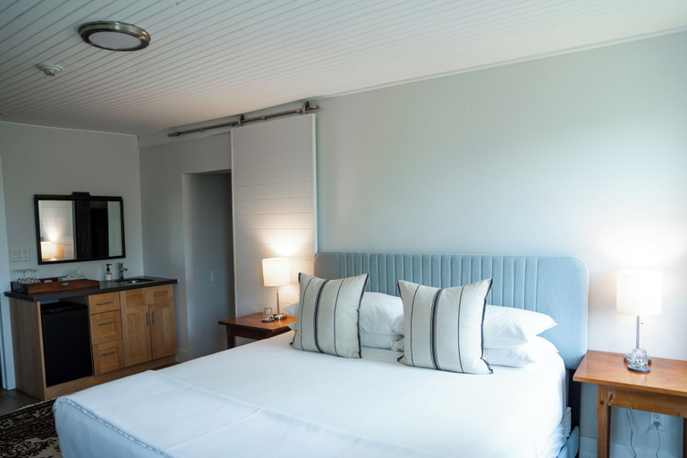Bedroom 3, South Landing Inn Niagara on the Lake, Niagara