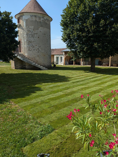 Others 3, Manoir Saint Joseph Colombier, Yonne