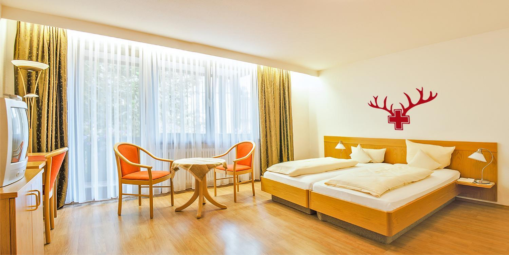 Bedroom, Gasthof und Pension zum Kreuz, Ortenaukreis