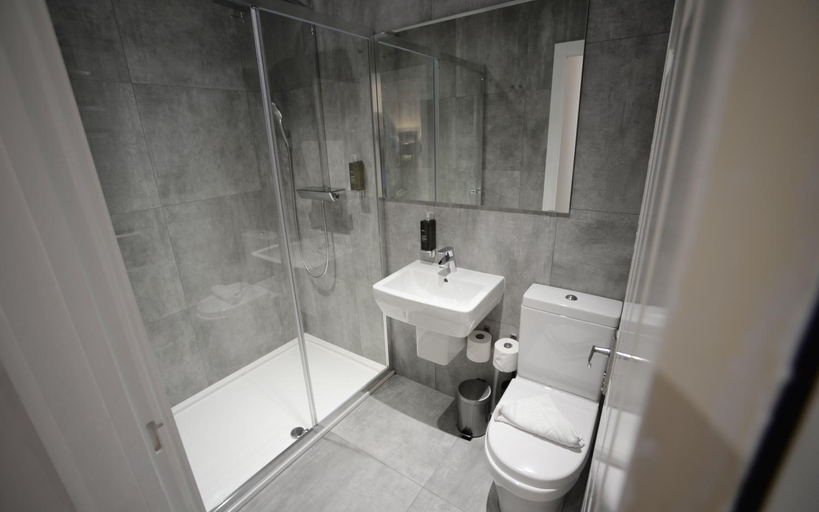 Bathroom 4, The 29 London, London