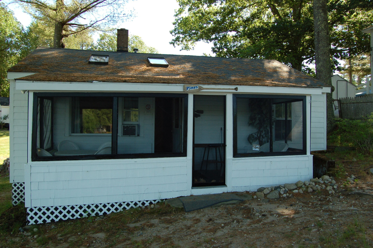 Exterior & Views