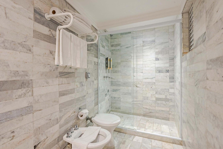 Bathroom 4, Rede Andrade Braz, Curitiba