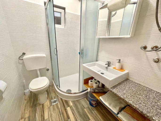 Bathroom, Apartment Luky 1, Crikvenica