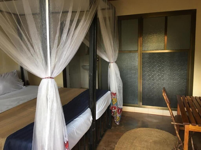 Bedroom 5, Patamu Restaurant Lodge, Karatu