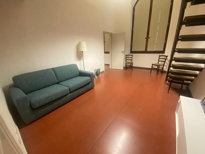 Others 4, Oro 1, Florence