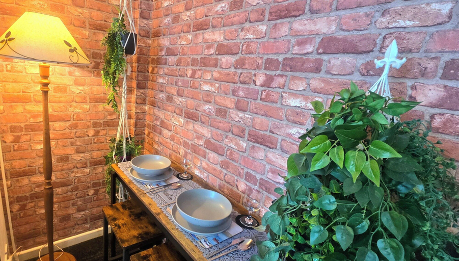 Dining, The Hideaway/cottage Feel/patio/central/parking, Sefton