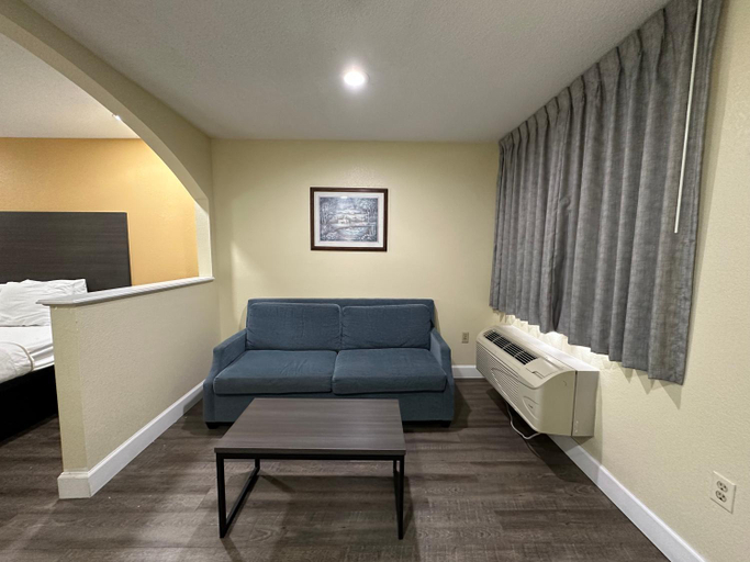 Others 5, Rodeway Inn & Suites Hwy 290 NW, Houston