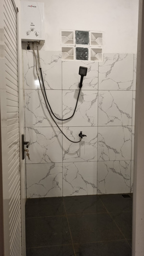 Bathroom 4, Vila M2N Series, Bogor