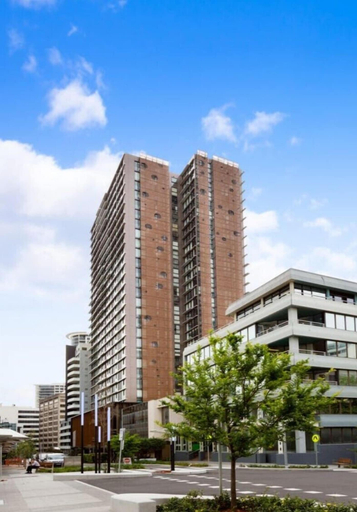 Exterior & Views, Kozyguru |St Leonards | 1 Bed Best Location & View, Sydney