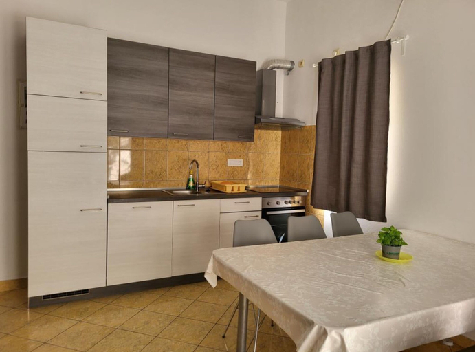 Others 5, Apartments Radacic, Marina