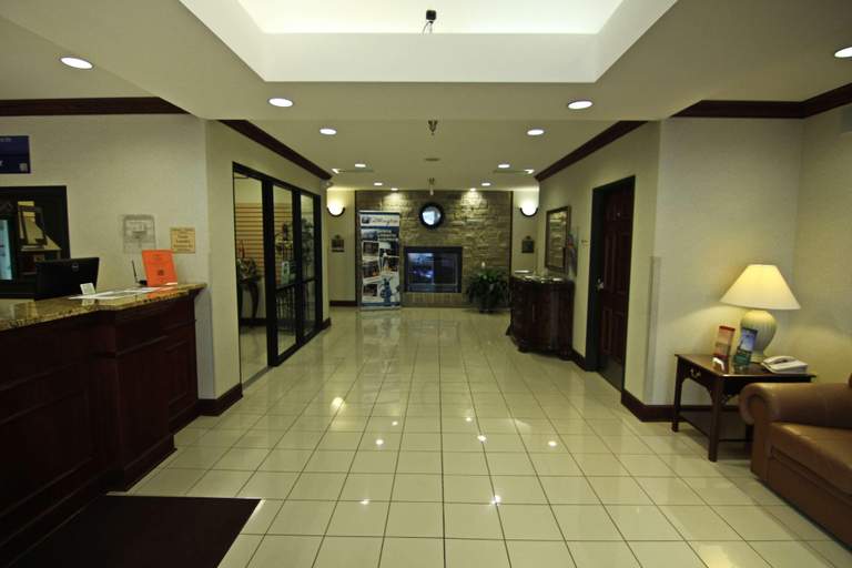 Public Area 2, Crown Pointe Lodge, Bw Signature Collection, Saint Francois
